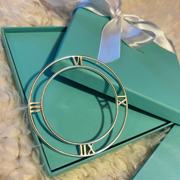Tiffany and Co. Retired atlas bangle - Picture 6 of 10